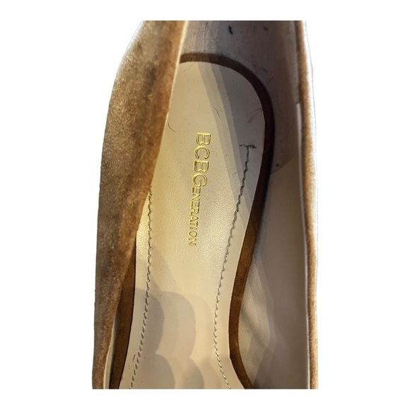 Bcbg Clarice Block 4” Heel Pumps Tan Suede Wood Heels Size 9 - Picture 4 of 9